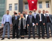 MHP Kars’ta 20 kişi görevlerinden istifa etti