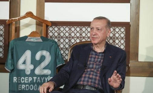 Erdoğan: Mısır ile bu iş yoluna girdiyse, Suriye ile de girebilir, siyasette küslük olmaz