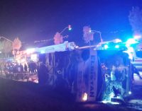 Denizli’de kırmızı ışıkta geçtiği iddia edilen yolcu otobüsü ile kamyon çarpıştı: 12 yaralı