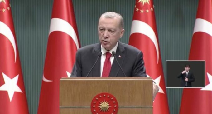 Erdoğan’dan “kamuda sözleşmeliden kadroya geçiş” açıklaması