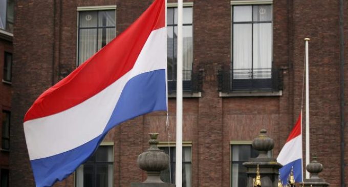 Hollanda kölelik geçmişi nedeniyle dünya çapında sekiz ayrı noktada özür dileyecek
