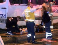 Kartal’da kamyonetle servis minibüsü çarpıştı: Bir ölü, iki yaralı