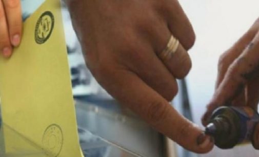 Seçimlerde parmak boyası teklifine AKP ve MHP’den ret