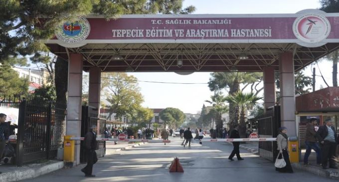 Sağlıkta şiddet devam ediyor: İzmir’de hasta yakını doktorun burnunu kırdı