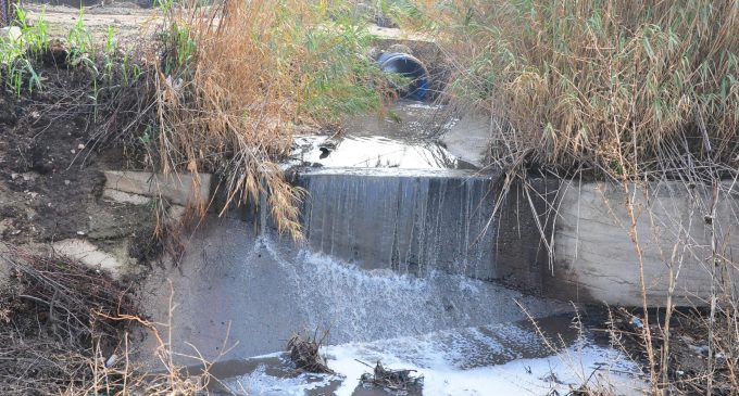 Gediz Nehri’ni kirlettiği iddiasıyla Turgutlu OSB’nin yetkilileri hakkında suç duyurusu