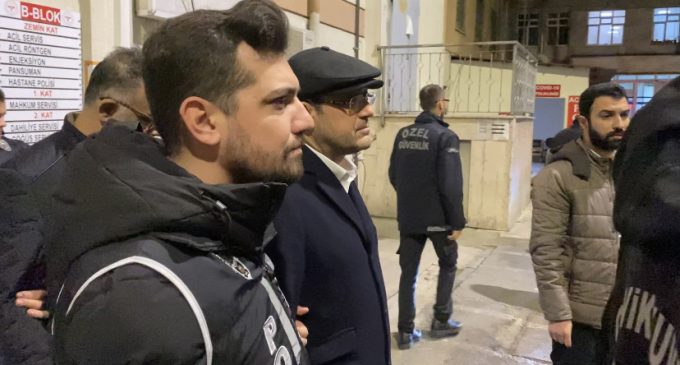 Rüşvet operasyonu: Eski Beşiktaş Belediye Başkanı Hazinedar adliyeye sevk edildi