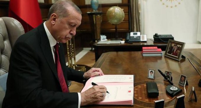 Erdoğan “Türkiye Tek Yürek” kampanyası için kanunu değiştirdi: Bankalar için bağış sınırı kalktı