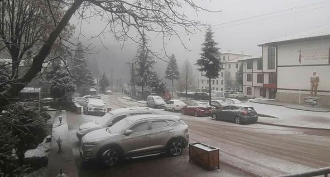 Kastamonu’da kar nedeniyle 13 köy yolu ulaşıma kapandı