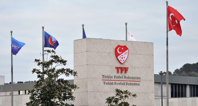 TFF, “Meclis’te Hizbullah istemiyoruz” sloganından rahatsız oldu: Fenerbahçe’yi disipline sevk etti
