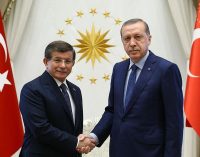 Davutoğlu: Partimizin kurucularına Erdoğan’ın selamıyla “Gelecek Partisi’ni terk et” çağrıları yapılıyor