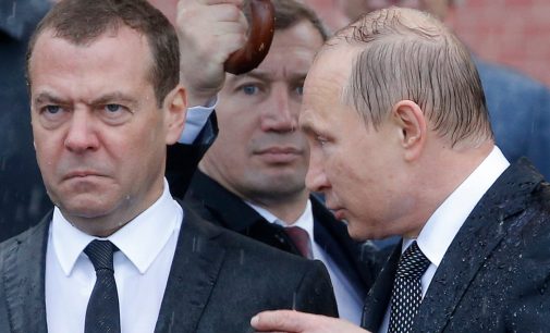 Medvedev: ABD’den bıkan ülkeler, NATO’ya karşı yeni bir askeri ittifak kurabilir