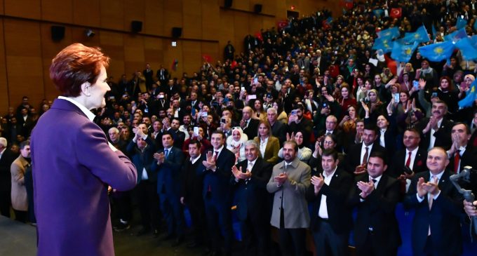 Akşener Diyarbakır’da konuştu: İYİ Parti’yi Kürtler, Türkler, Zazalar kurdu