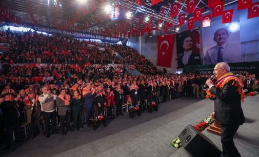 Kılıçdaroğlu Konya’da seçmene böyle seslendi: Kul hakkı yiyene oy verip günahın parçası olmayın