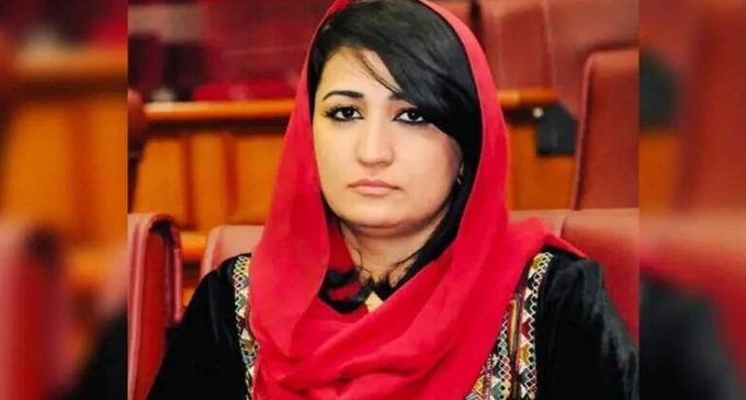 Afganistan’da Taliban öncesi dönemin kadın milletvekillerinden Nabizada, Kabil’deki evinde vurularak öldürüldü