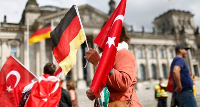 23 yıllık mücadelenin sonucu: Almanya‘dan çifte vatandaşlık adımı