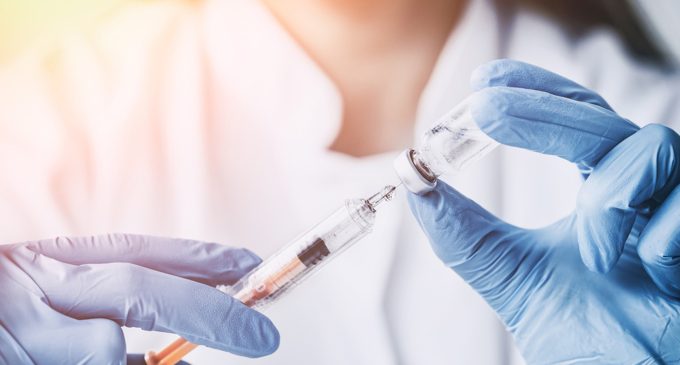 İlaç krizinde gelinen nokta: Acil vakalar için aşılar toplatılıyor, çocuklara aşı yapılamıyor
