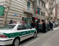 Azerbaycan’ın Tahran Büyükelçiliği’ne kalaşnikoflu saldırı: Bir ölü, iki yaralı