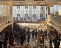 Pakistan’da camiye saldırının bilançosu büyüyor: Ölü sayısı 100’ü geçti!