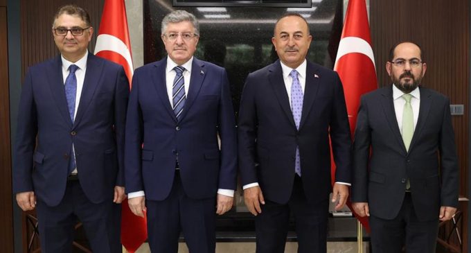 Bakan Çavuşoğlu, Suriye muhalefet liderleriyle bir araya geldi