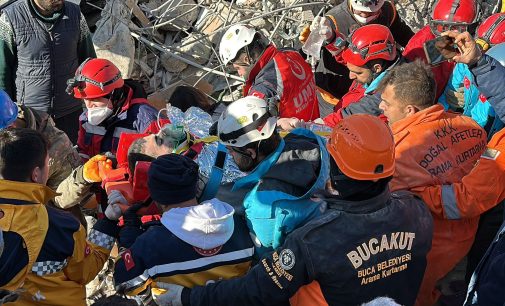 Dokuzuncu günde umut veren kurtuluş: Depremin 198’inci saatinde üç kişi daha kurtarıldı