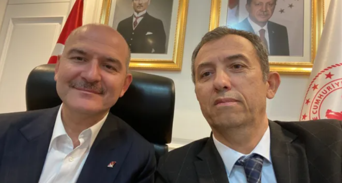CHP’den istifa edip Soylu’nun danışmanı olan Özzeybek “Alevi-Bektaşi Kültür ve Cemevi Başkanı” yapıldı