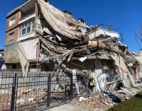Prof. Özçelik: Bu deprem yarın başka bir fay hattında meydana gelebilir, yıkılan yapılarda beton ve demir miktarı yetersiz
