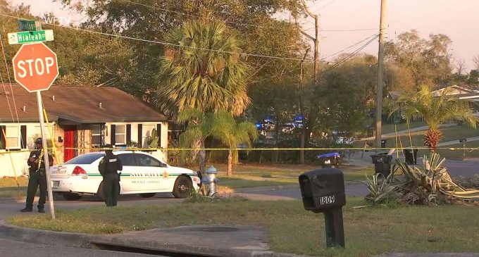 Florida’da silahlı saldırı: Biri çocuk, üç kişi hayatını kaybetti