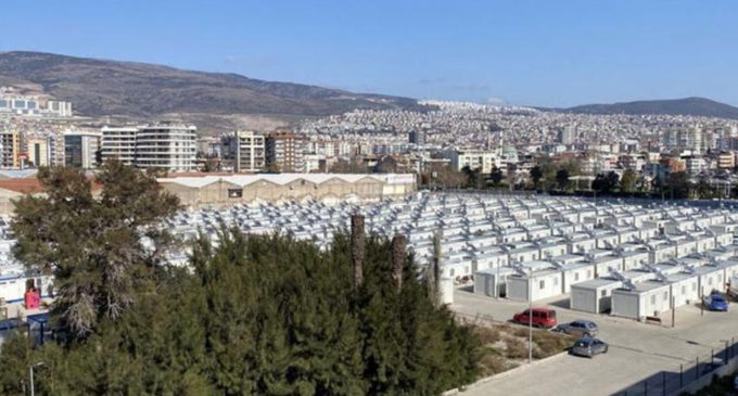 İzmir’deki konteyner kent depremzedelere hazırlanıyor