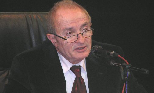 Yargıtay Onursal Cumhuriyet Başsavcısı Vural Savaş yaşamını yitirdi: 2008’de “AKP Çoktan Kapatılmalıydı” adlı kitabı yazmıştı