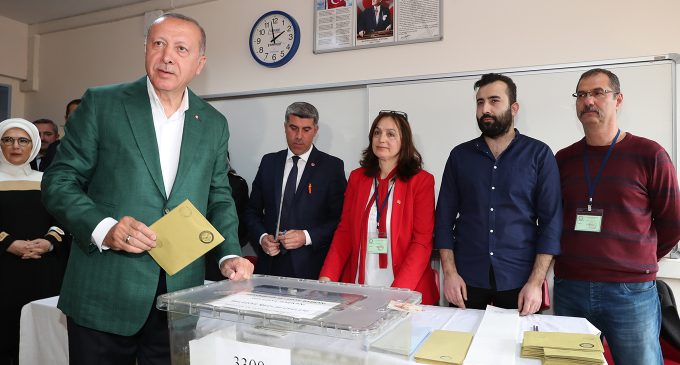 Hukukçular Erdoğan’ın adaylığını değerlendirdi: Üçüncü defa aday olamaz