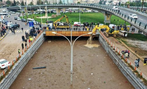 Abide Köprülü Kavşağı’nı yapan şirketin Diyarbakır Şehir Hastanesi’nin ihalesini de aldığı ortaya çıktı