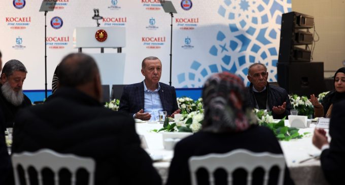 Erdoğan, altı yıldır cezaevinde tutulan Demirtaş’a sataştı: “O Selo denen adam Kürt mü sanıyorsunuz, o Zaza…”