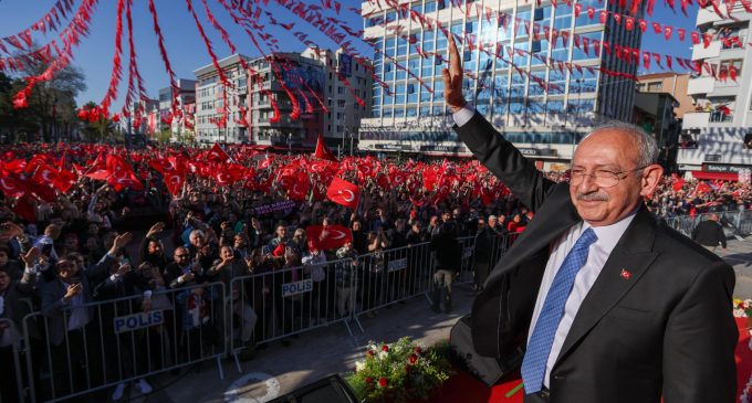 Kılıçdaroğlu: Mültecileri en geç iki yıl içinde ülkelerine göndereceğiz