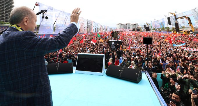 Erdoğan: Biz bu görevde olduğumuz sürece ne Selo çıkabilir, ne o evlat katili çıkabilir