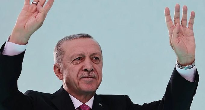 Erdoğan: Bu TIR’lar, uçaklar, yollar olmasa patatesi, domatesi neyle taşıyacaksınız