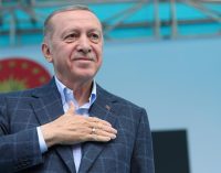 Erdoğan seçim sonrasına işaret etti: Hedefimiz sivil anayasa