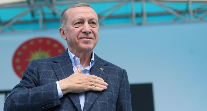 Erdoğan: Bay Bay Kemal bu 200 milyar doları getirdin de nereye boca ettin, nerede bu para?
