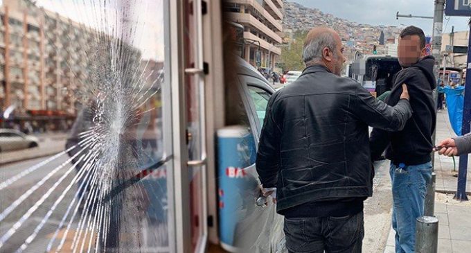 İzmir’de CHP’nin seçim bürosuna taşlı saldırı: Gözaltına alınan saldırgan “Herkes AKP’ye oy verecek” dedi