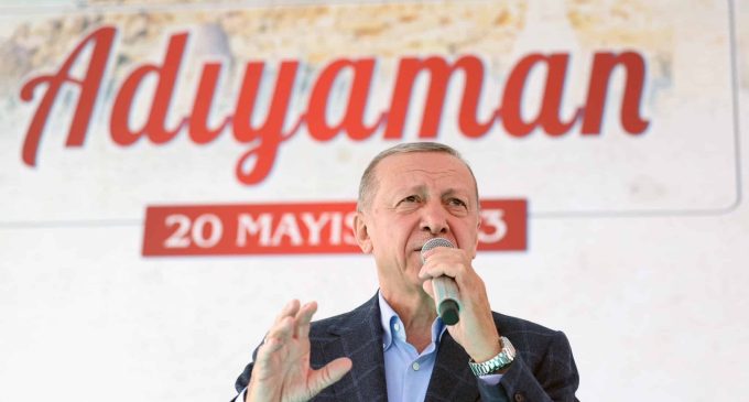 Erdoğan muhalefete saydırdı: Cahiller, kutuplaştırıcılar, kibirliler, nobranlar, dilleri zehirli, pervasızlar…
