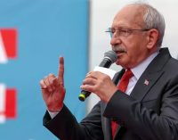 Kılıçdaroğlu: Telekomünikasyon şirketleri gazetecilere SMS atmamı engelliyor