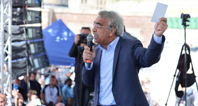 HDP Eş Genel Başkanı Sancar: “Sabahlara kadar sandıkların başında hep birlikte nöbet tutacağız”