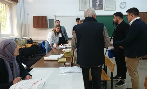 Yurt genelinde oy verme işlemi başladı. Türkiye sandık başında