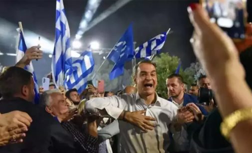 Yunanistan’da Sayıştay Başkanı Sarmas, geçici hükümeti kurmakla görevlendirdi