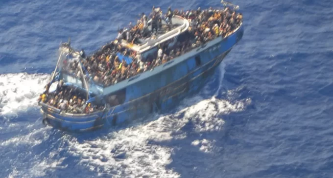 Yunanistan’daki tekne faciası: 79 beden cansız çıkarıldı, 750 kadar göçmen taşıyor olabilir