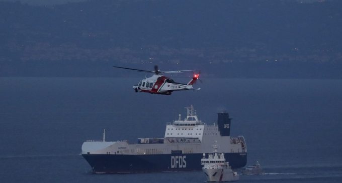 İtalya Savunma Bakanı: Alıkonulan Türk gemisi özel kuvvetlerin operasyonuyla kurtarıldı