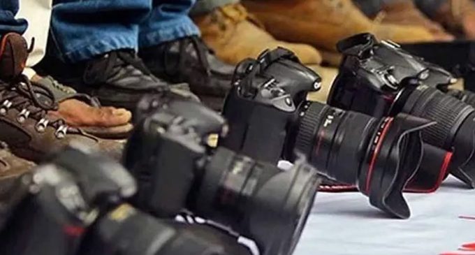 AYM, gazetecilerin kıdem tazminatına hak kazanmasındaki 5 yıl sınırını iptal etti