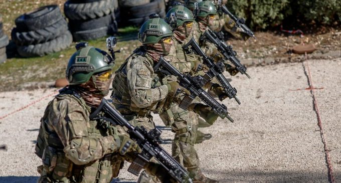 NATO istedi, Erdoğan gönderiyor: Kosova’ya komando taburu gidecek