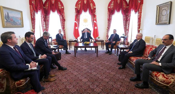 Erdoğan, Dolmabahçe’de NATO Genel Sekreteri’yle görüştü