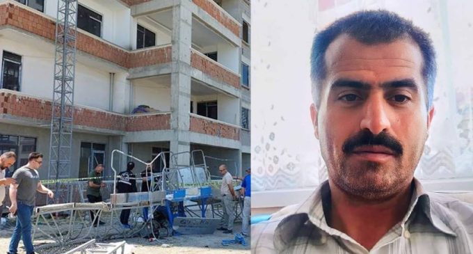 Ataması yapılmayan İngilizce öğretmeni, çalıştığı inşaatın 22. katından düşerek yaşamını yitirdi!