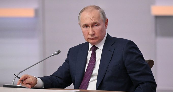 Putin: Belarus’a nükleer silahların ilk sevkiyatı tamamlandı